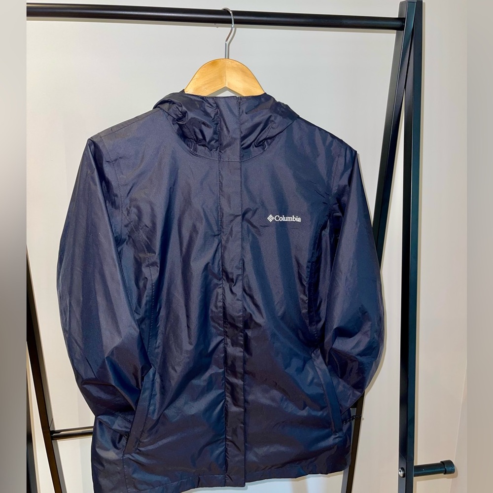 Columbia Women’s Rain Jacket - Size M